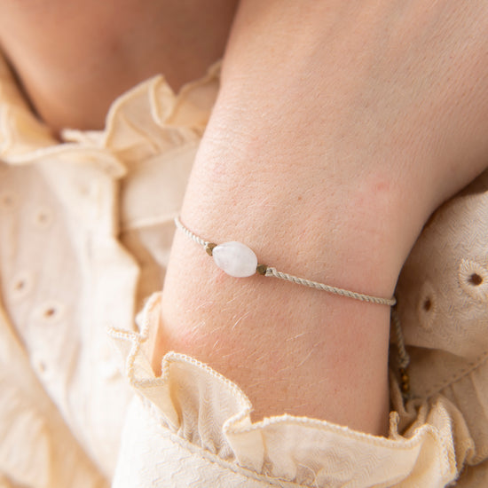 Mondstein Armband