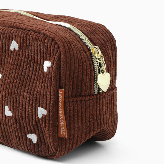 Bruin Tasje met Wit Geborduurde Hartjes – Gouden Hartje aan de Rits | Accessoire & Make-up Tasje