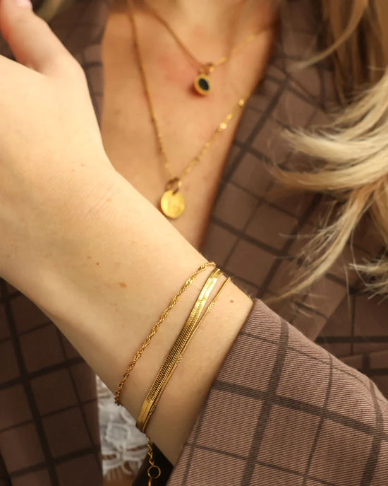 Loa armband goud