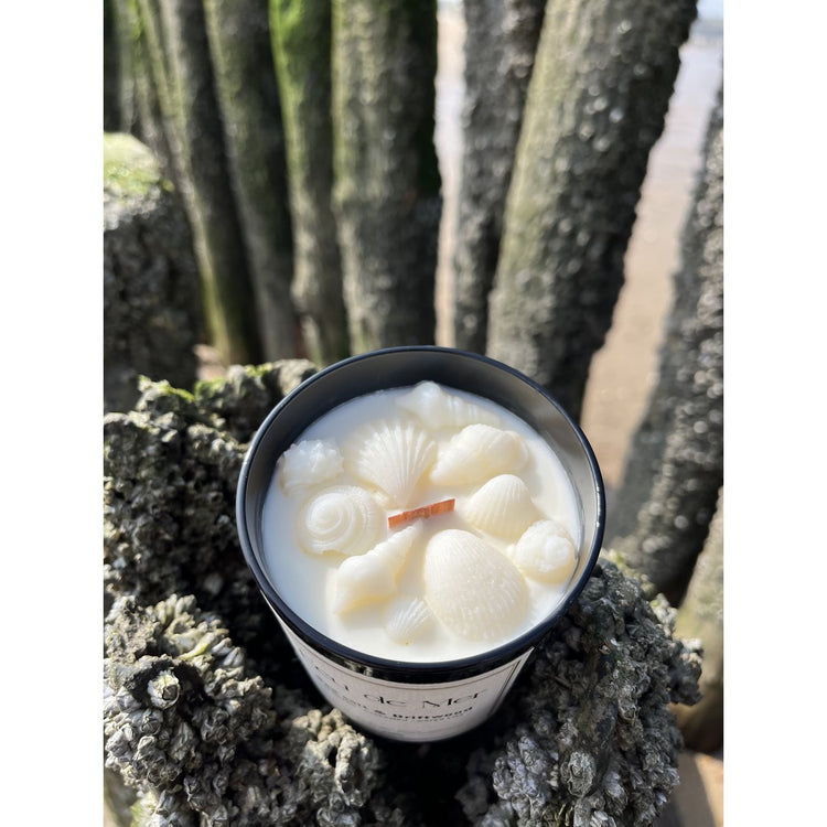 Geurkaars coconut island - conceptstore Liefs uit Zierikzee 