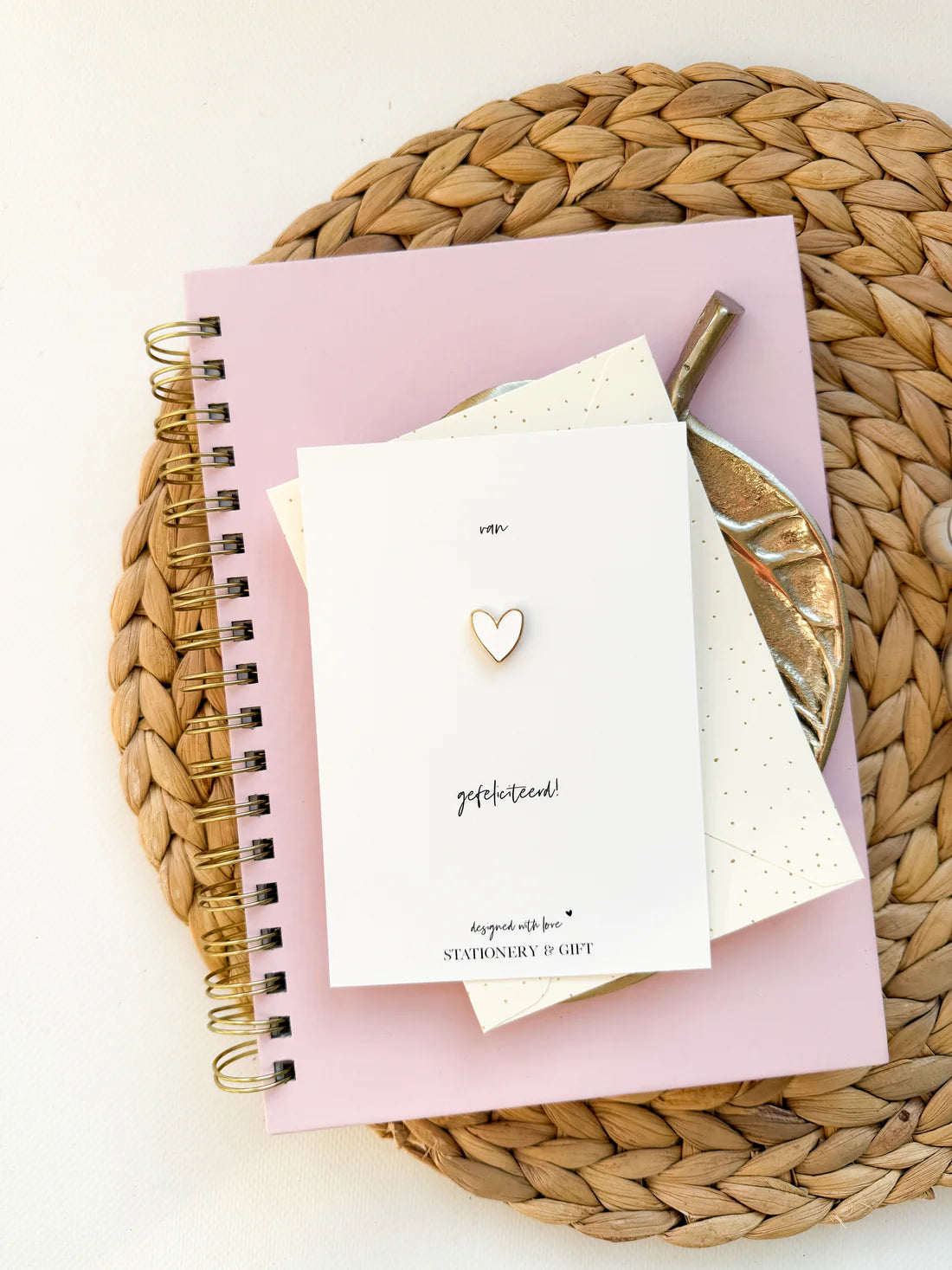 Kaart met pin - van harte gefeliciteerd - conceptstore Liefs uit Zierikzee 