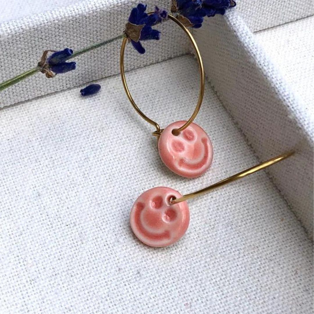 Keramiek oorbellen smile  - conceptstore Liefs uit Zierikzee 