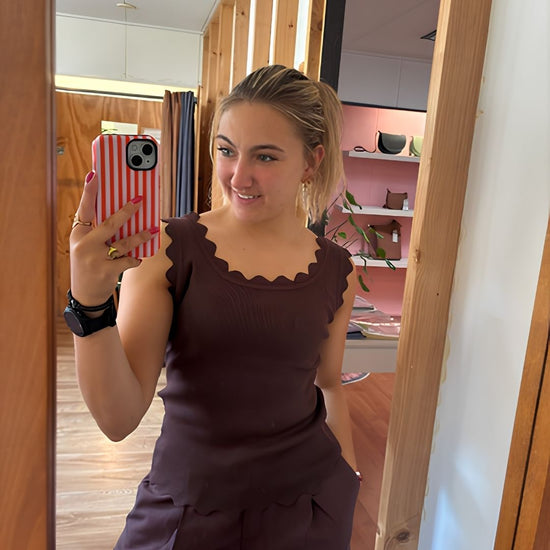 Top ruffle chocolat - concepstore Liefs uit Zierikzee 